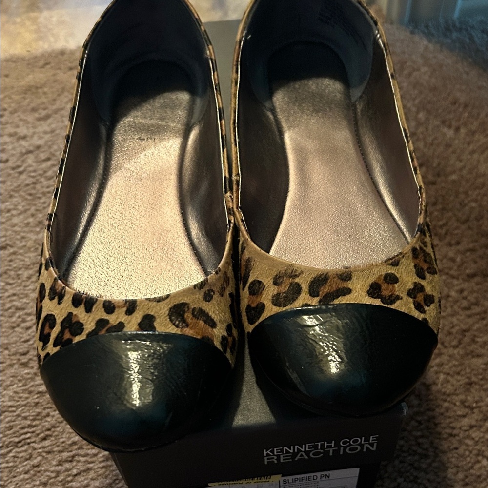 Kenneth Cole Reaction Animal Print Flats with Black Toe